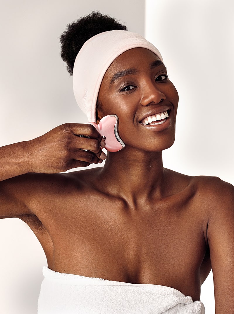 Electric Gua Sha + Led Treatment bonberrybeauty Electric Gua Sha + Led Treatment bonberrybeauty